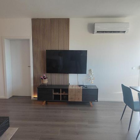 Gold And Silver Apartment زادار المظهر الخارجي الصورة