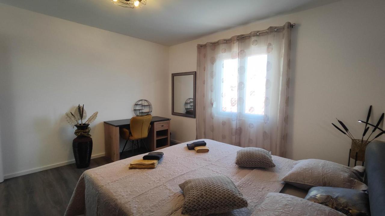 Gold And Silver Apartment زادار المظهر الخارجي الصورة