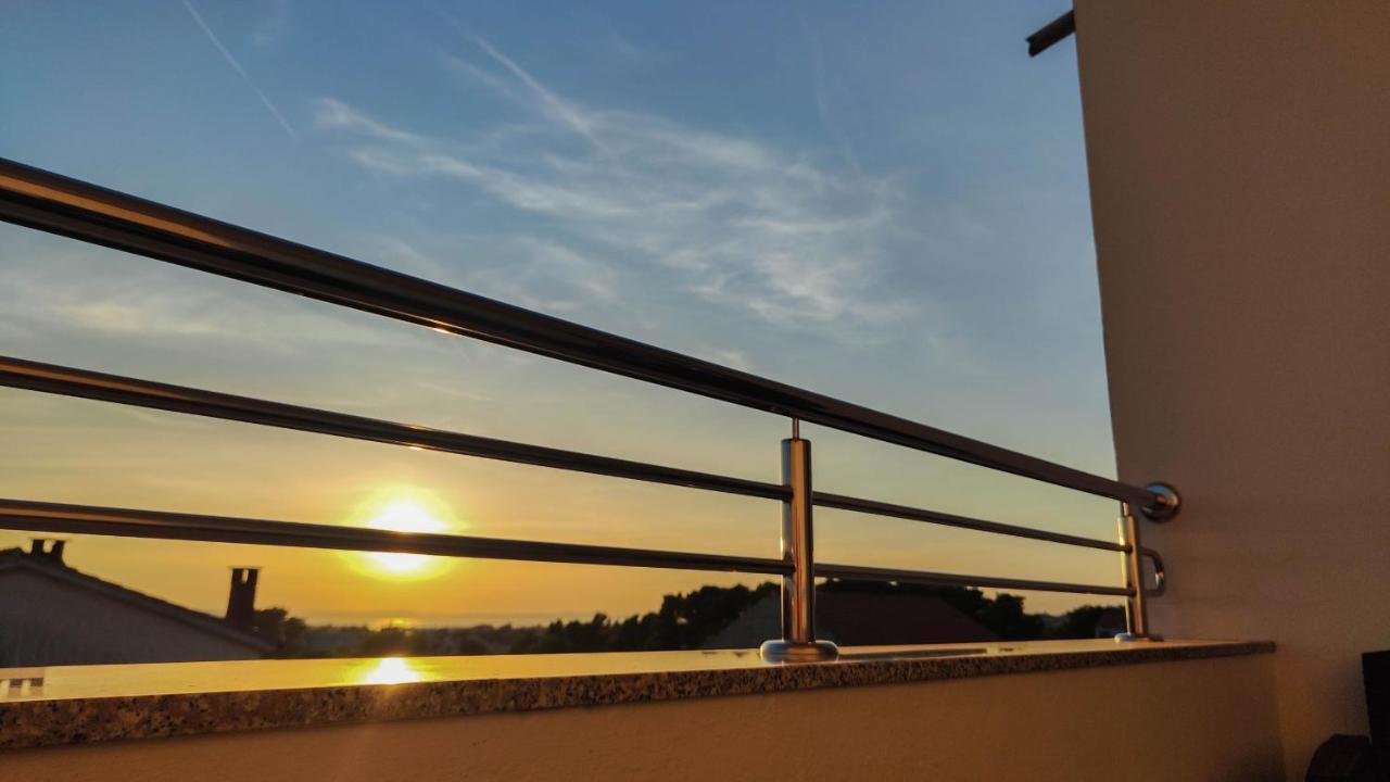 Gold And Silver Apartment زادار المظهر الخارجي الصورة