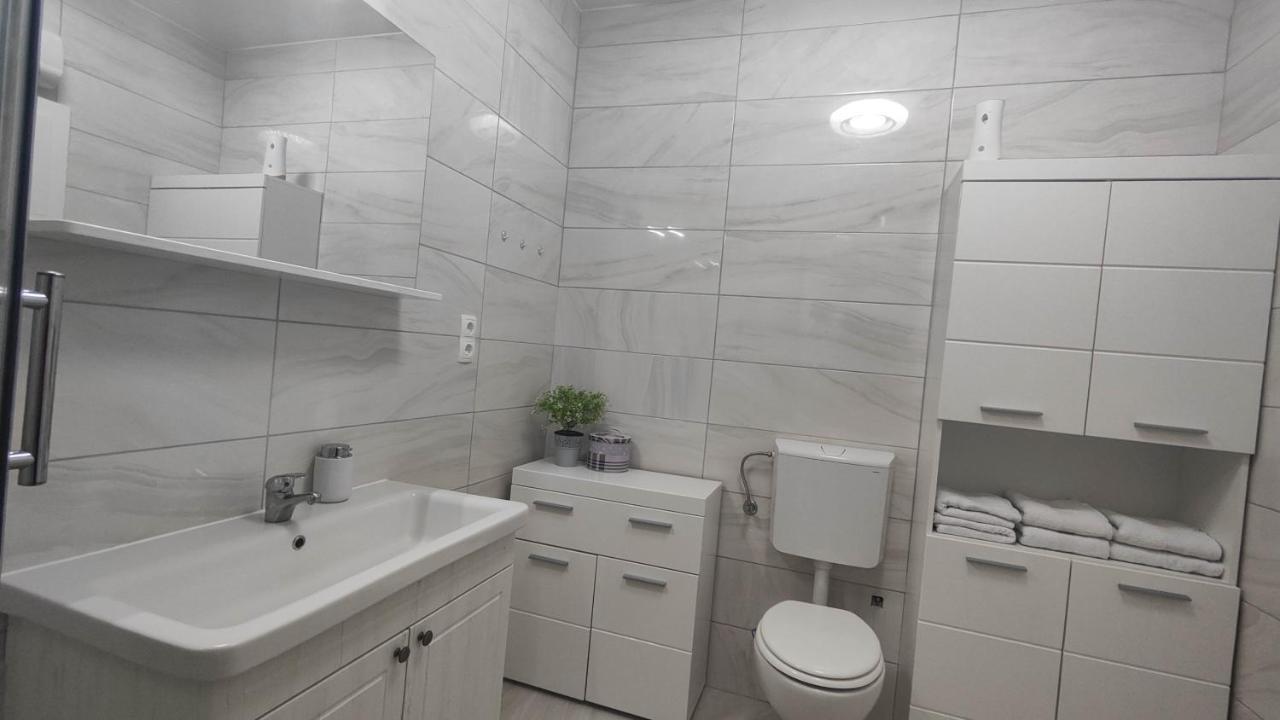 Gold And Silver Apartment زادار المظهر الخارجي الصورة